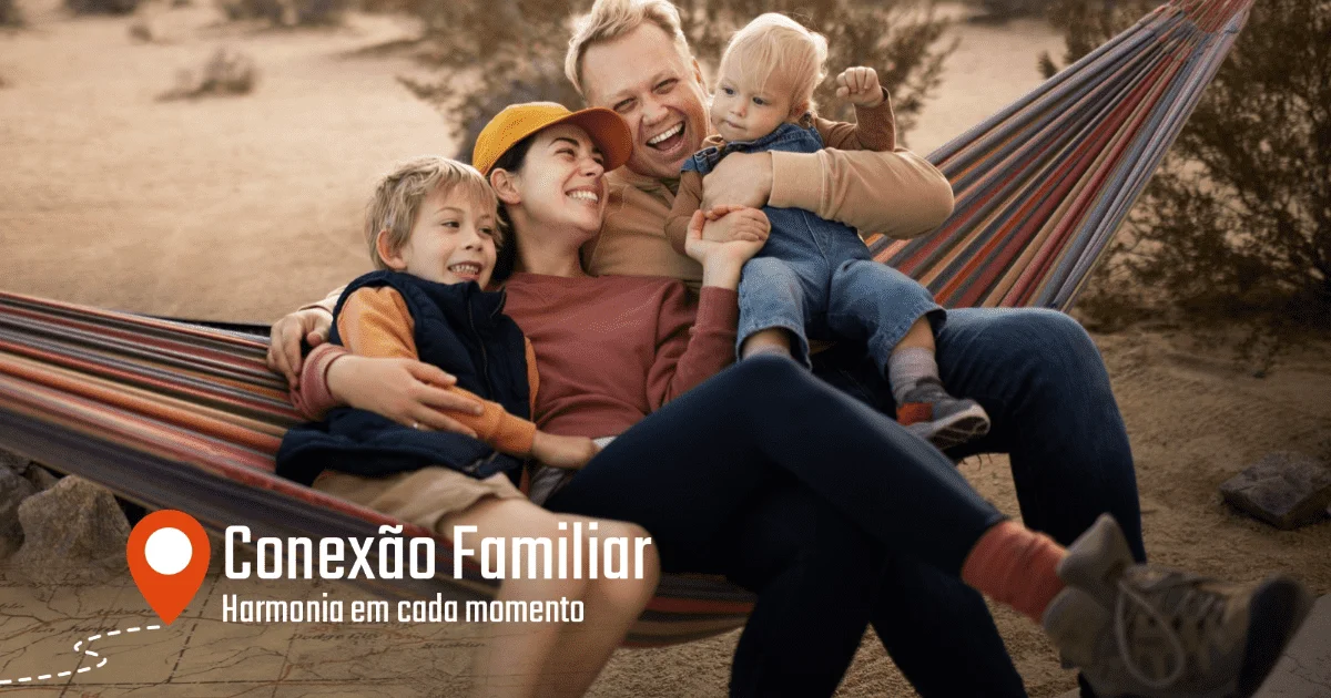 Família unida relaxa em rede no deserto, exemplificando a paz das viagens em família.